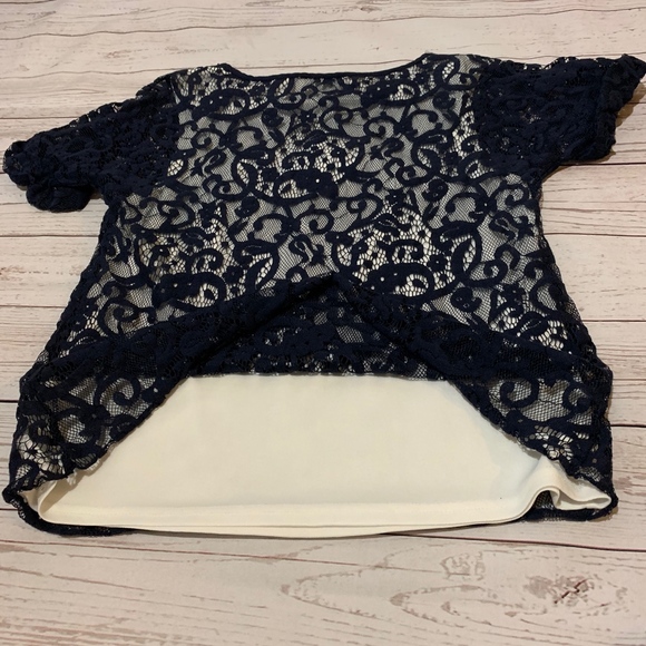 Womens blus lace blouse with white underlay size M - Picture 8 of 8